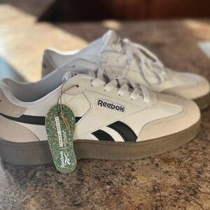 Reebok White and Black Sneakers